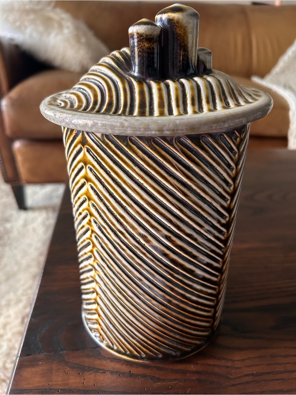 LARGE HANDMADE SODA FIRED STONEWARE JAR!  LIKE NEW!